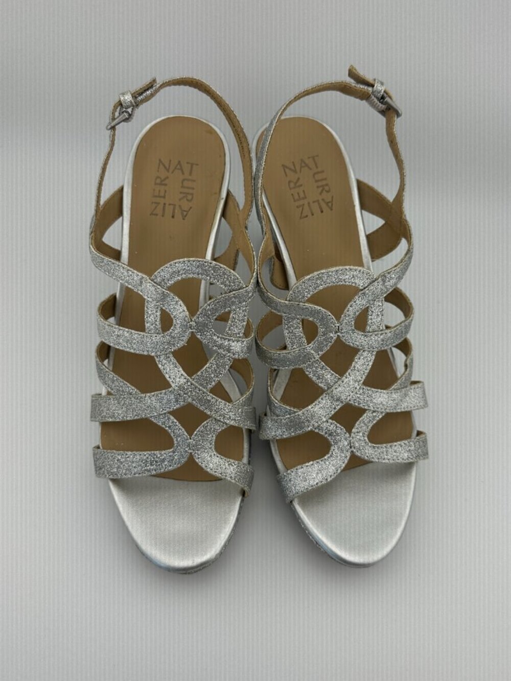 NATURALIZER CAMERON STRAPPY HEELED SANDALS SILVER GLITTER FINISH SIZE 8M